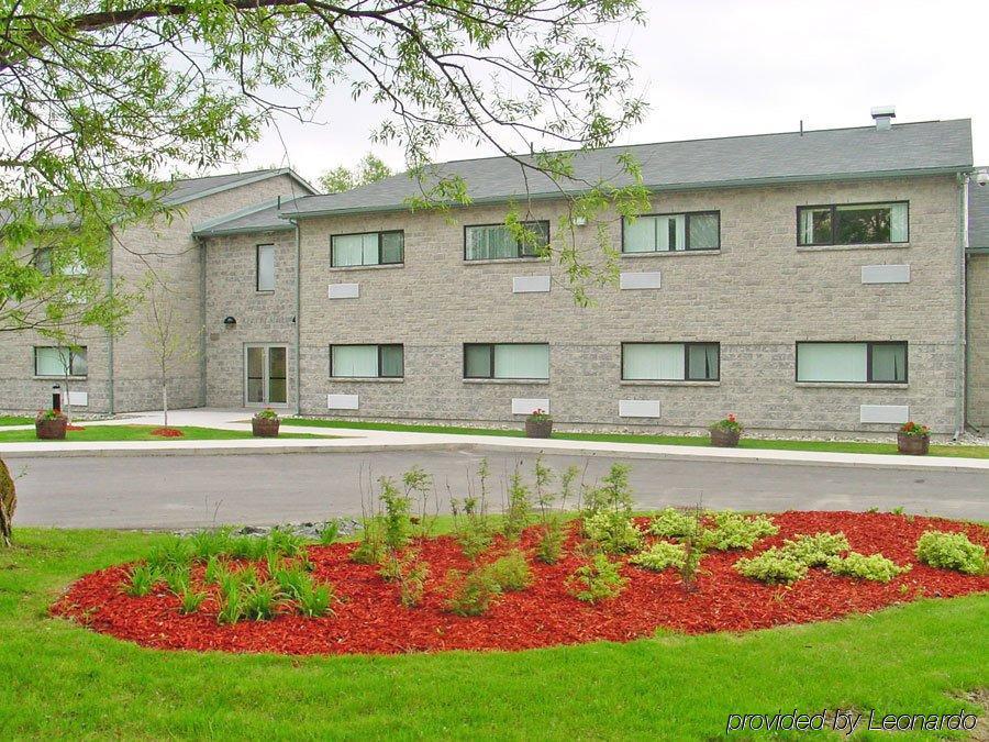 Residence & Conference Centre - Brockville Esterno foto